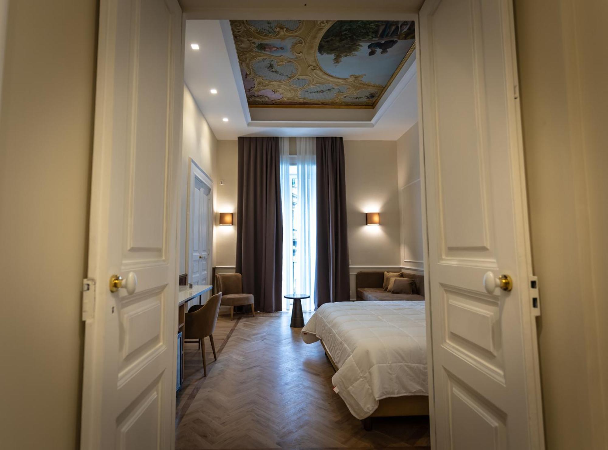 Antica Dimora Pessina Hotel Naples Exterior photo