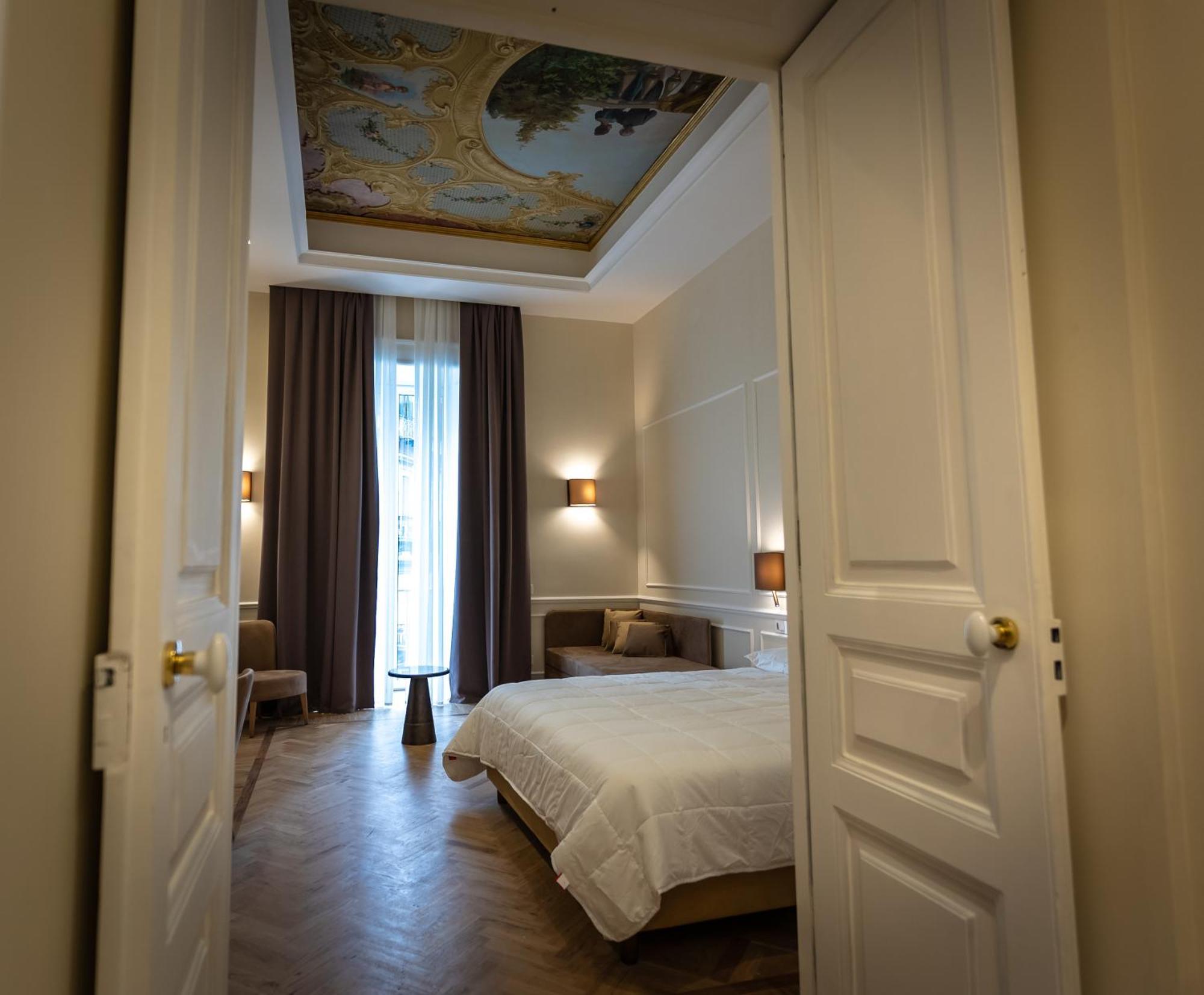 Antica Dimora Pessina Hotel Naples Exterior photo