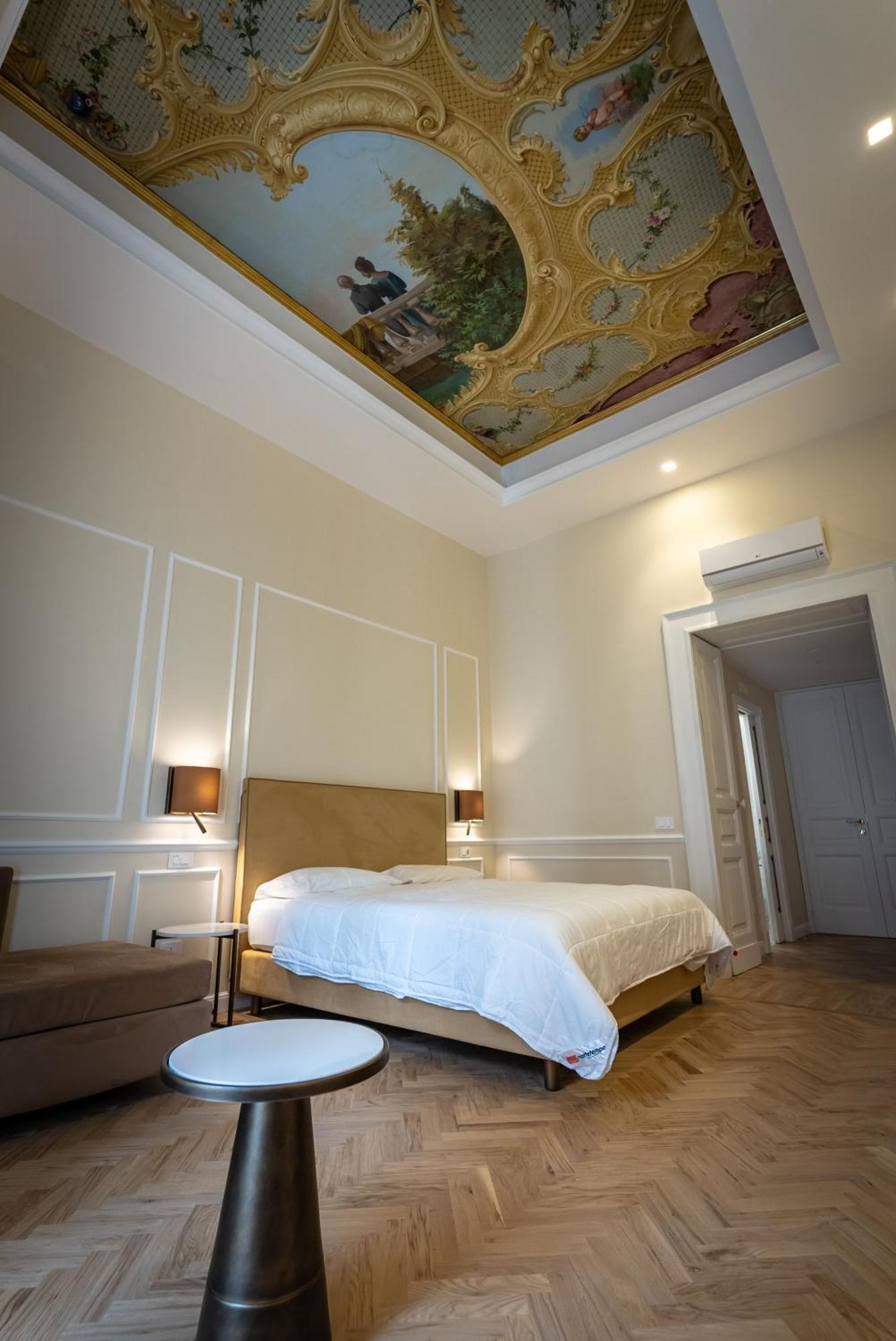 Antica Dimora Pessina Hotel Naples Exterior photo