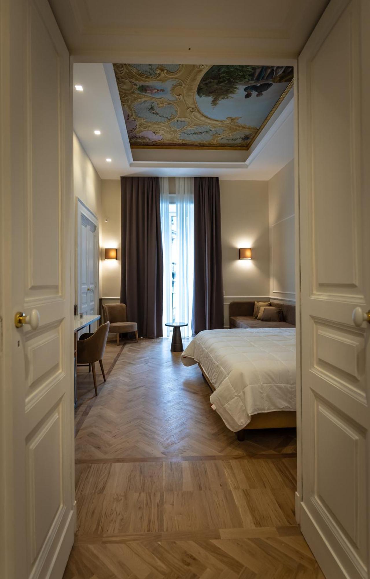 Antica Dimora Pessina Hotel Naples Exterior photo